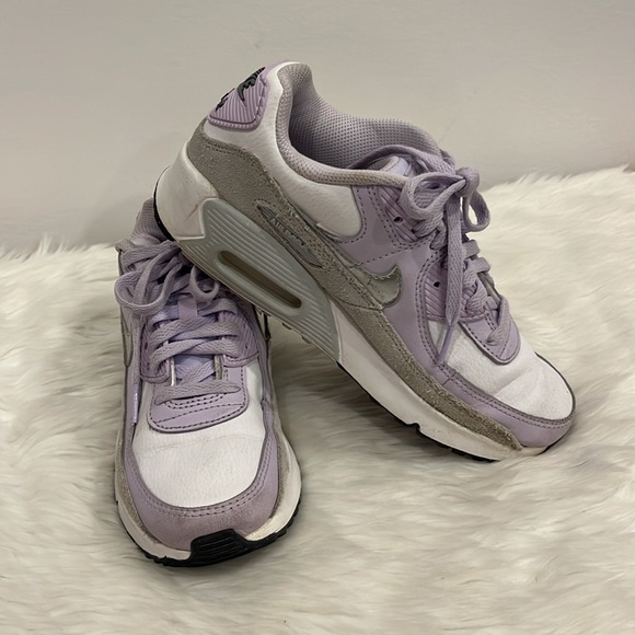 Nike Air Max 90s Style LTR Shoes Lavender White Leather Sneakers Shoes Size 4.5Y - Picture 3 of 9